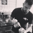 Renan Dantas making latte